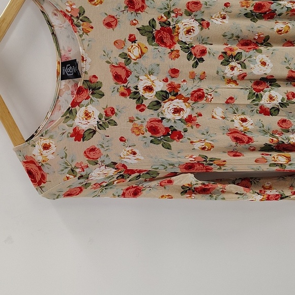 Agnes & Dora Earhart Dress Size Medium Large Beige Floral Print Stretch Dress - Picture 4 of 8